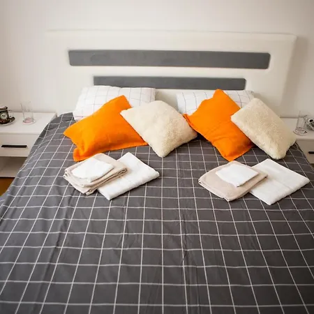 Apartman Anika, Lukavica, Sarajevo Lägenhet *